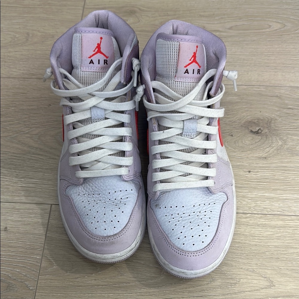 Nike Air Jordan 1 Mid WMNS "Iris Whisper/Siren Red" Size: Women’s 9.5 DR0174-500